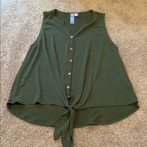 Hunter Green Button and Tie Tank
